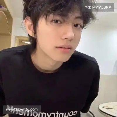 鲁羿嵩